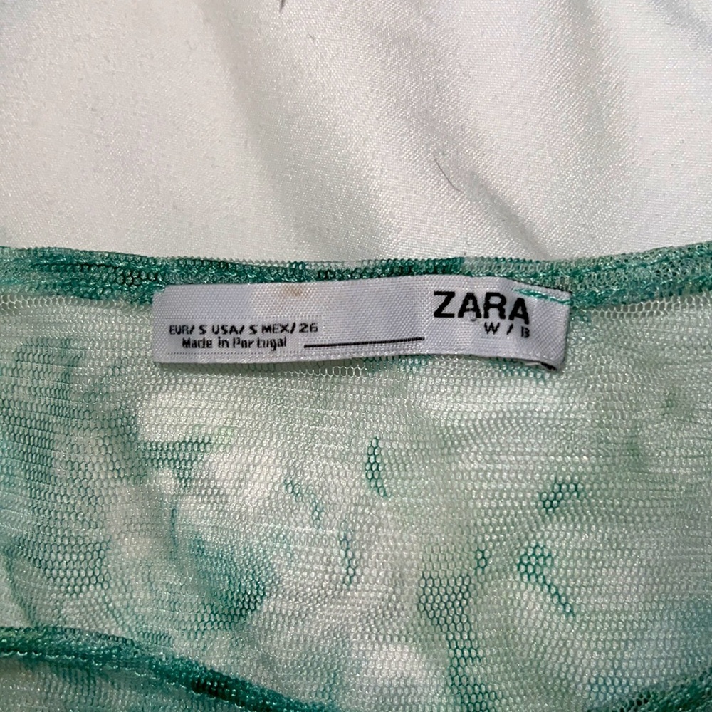 Zara Green Sheer Ruched sleeved Floral Shirt - Picture 3 of 3